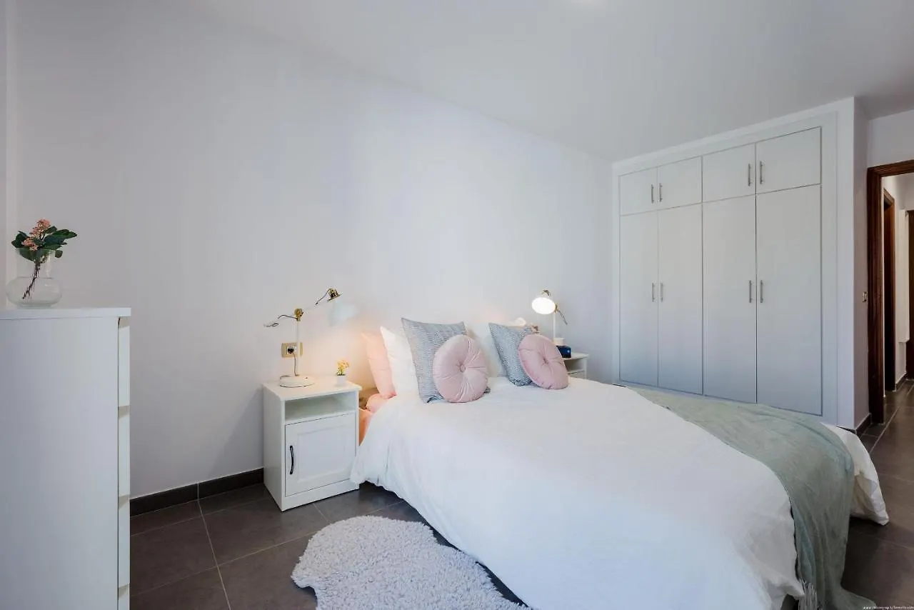 Apartment Los Cristianos Center III 0*, Los Cristianos (Tenerife)